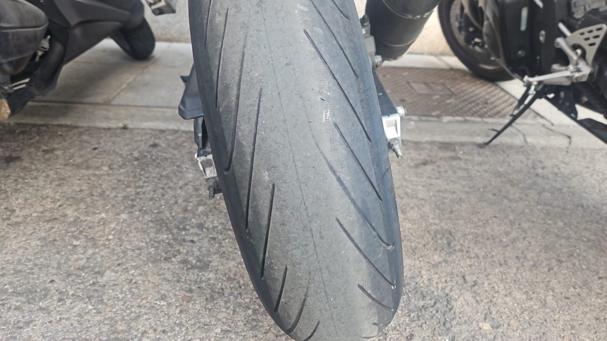 Cada cuánto cambiar los neumáticos de la moto